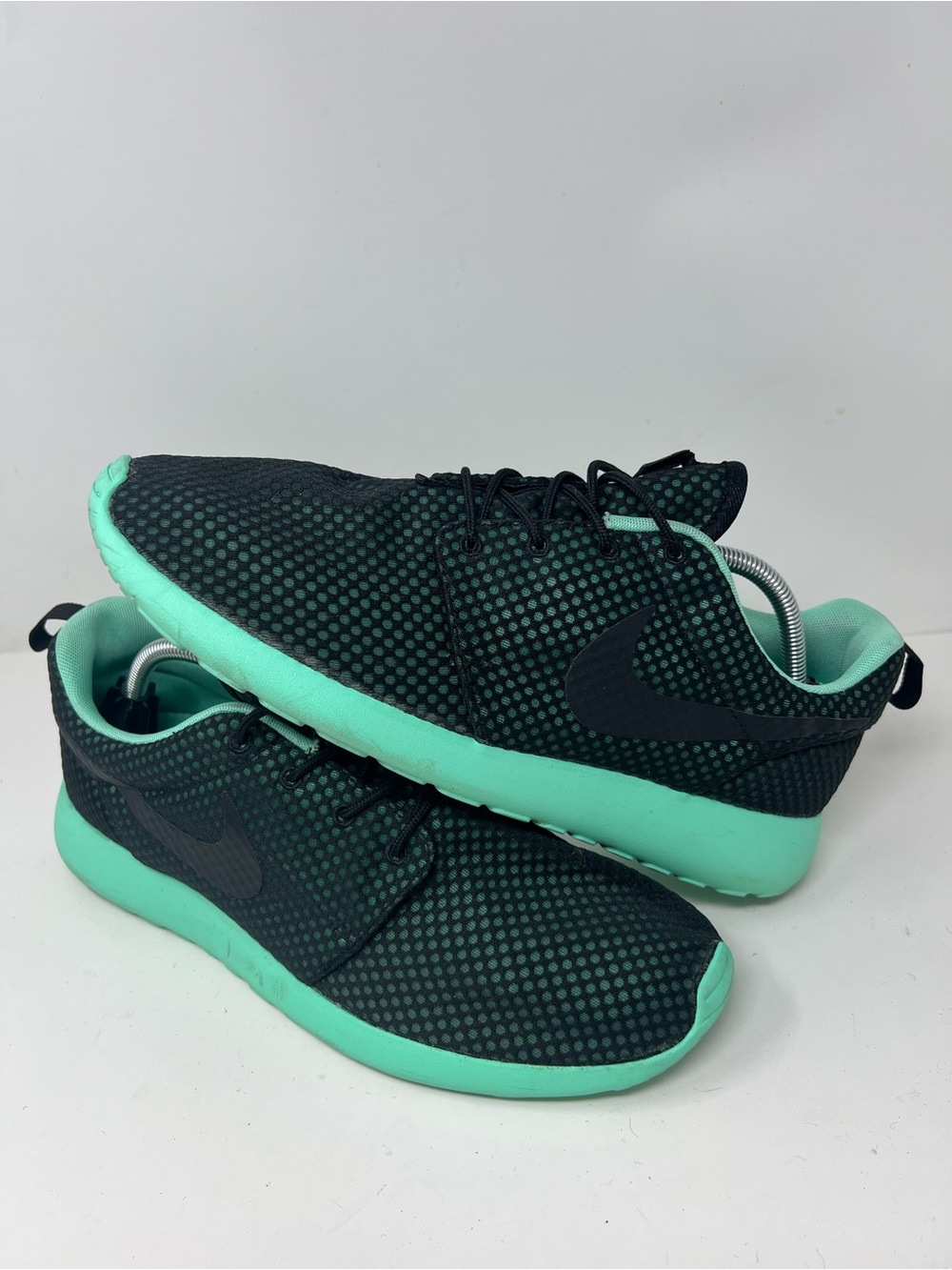 Nike Roshe Run Premium Men’s Size 12 Shoes Green Glow Athletic Sneakers